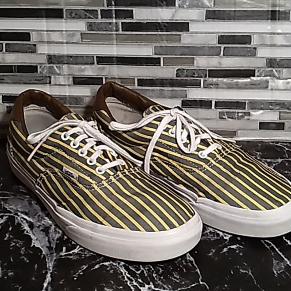 Vans gray yellow stripped men's 8.5 womans 10